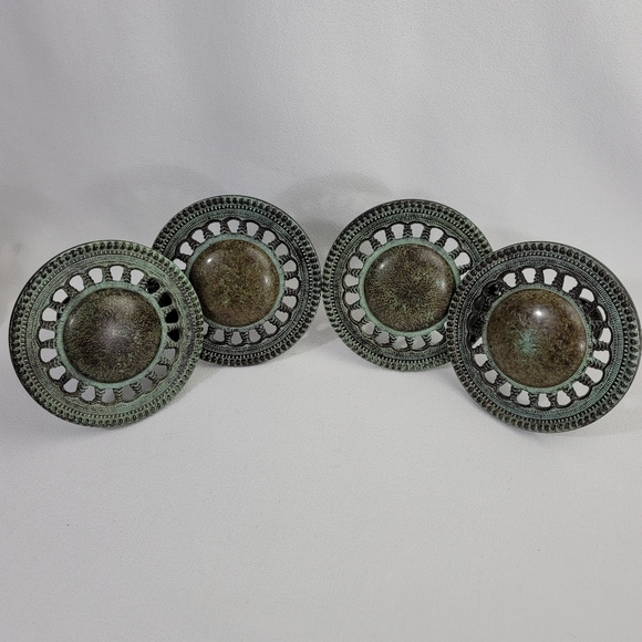 (4) Metal Medallion Curtain Holdbacks - Picture 10 of 10